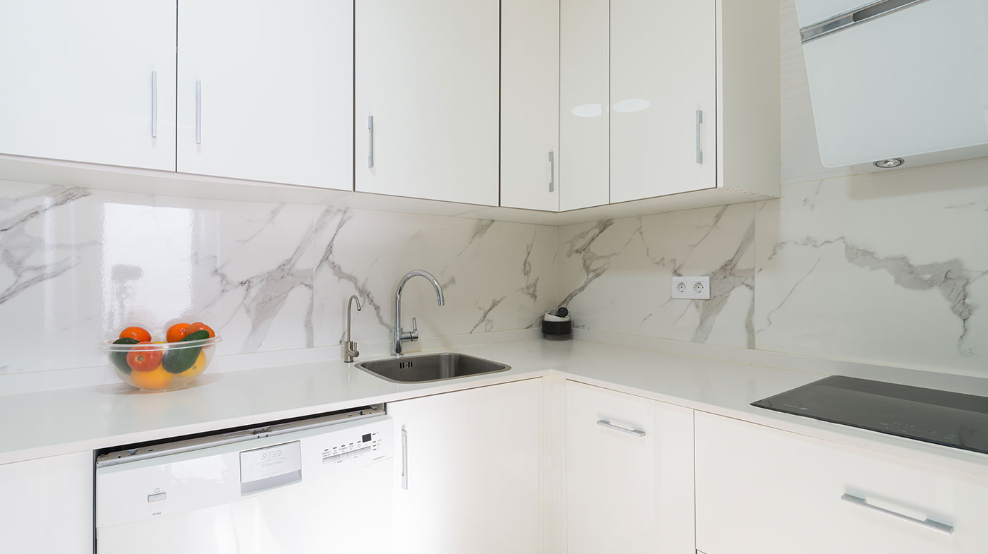 Chalet a la Venta en Playa del Hombre: Vive el Lujo Frente al Mar Chalet Independiente en Venta en Playa del Hombre – Telde, Gran Canaria