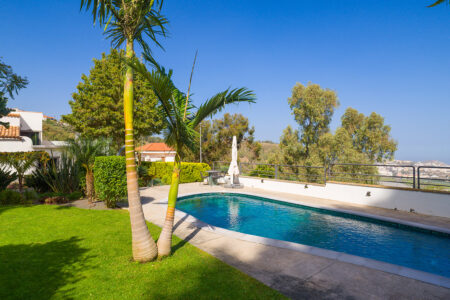 MAGNI premier: Espectacular chalet, con una parcela de 1.000 m en Los Portales, Visvique, Arucas